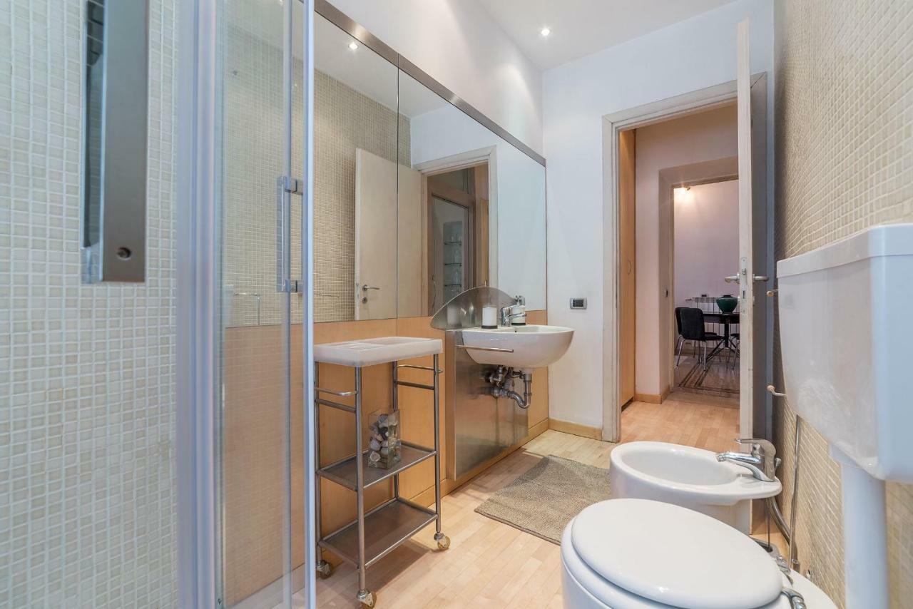 San Giovanni & Colosseo Roomy Flat โรม ภายนอก รูปภาพ