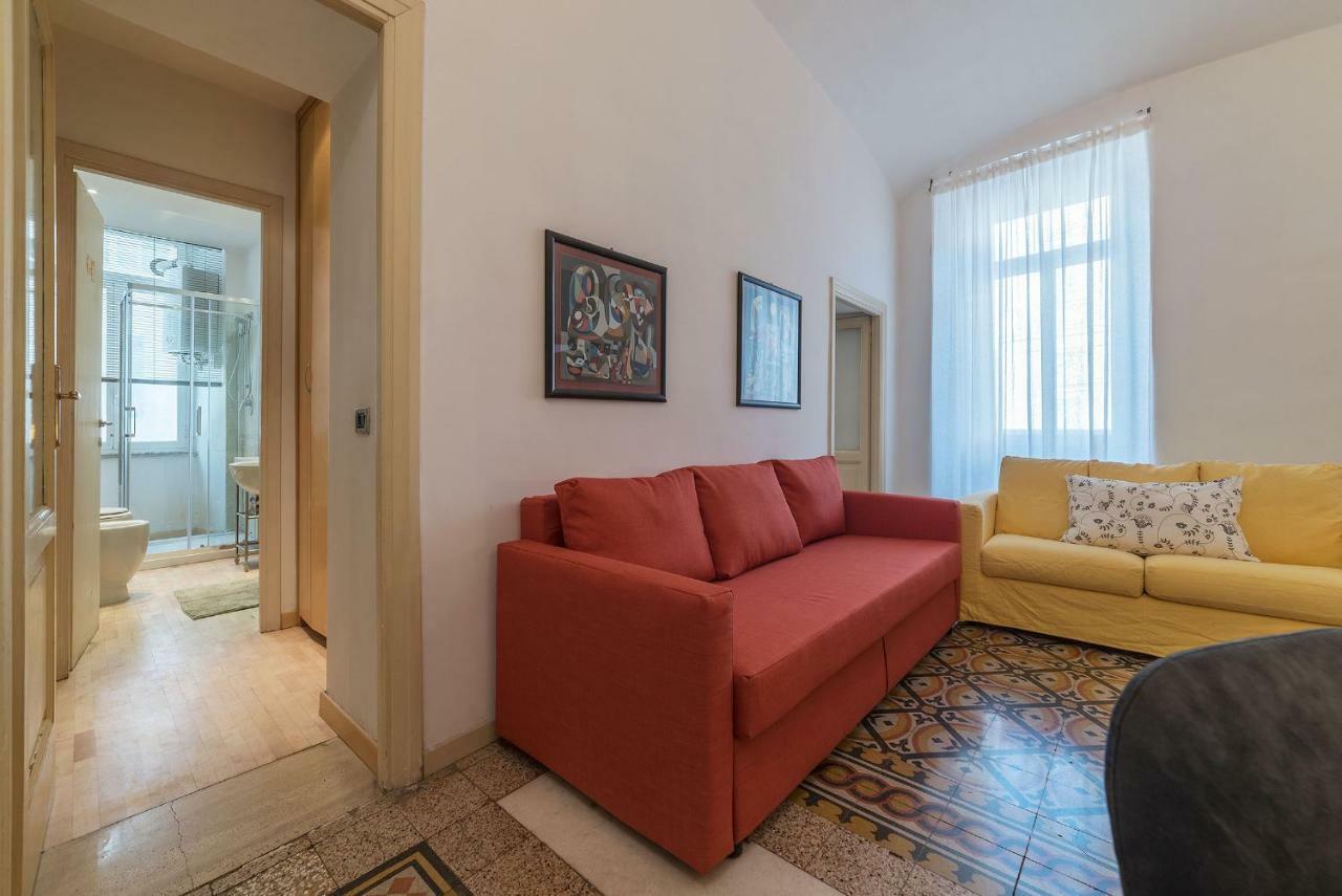 San Giovanni & Colosseo Roomy Flat โรม ภายนอก รูปภาพ